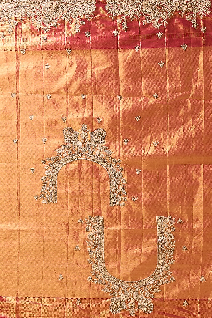 Golden Kanjivaram Reception Saree Set by TATWAMM By Abhishek & Vinita at Pernia's Pop Up Shop