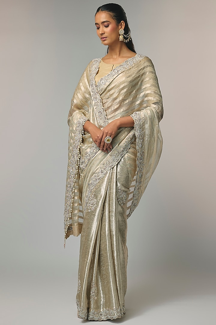 Ivory Crush Brocade Wedding Saree Set by TATWAMM By Abhishek & Vinita at Pernia's Pop Up Shop