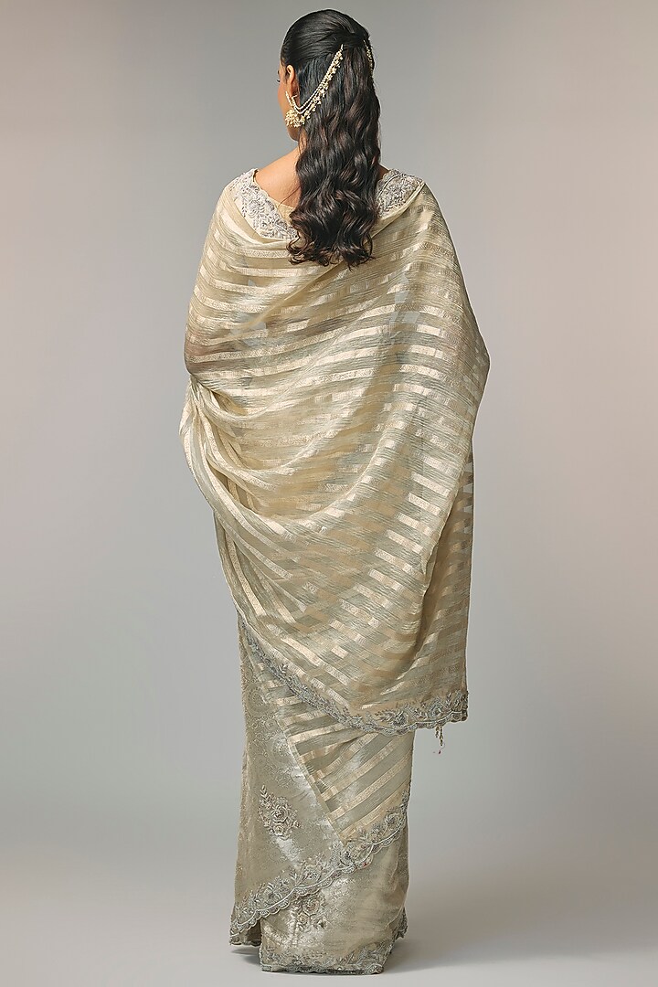 Ivory Crush Brocade Wedding Saree Set by TATWAMM By Abhishek & Vinita at Pernia's Pop Up Shop