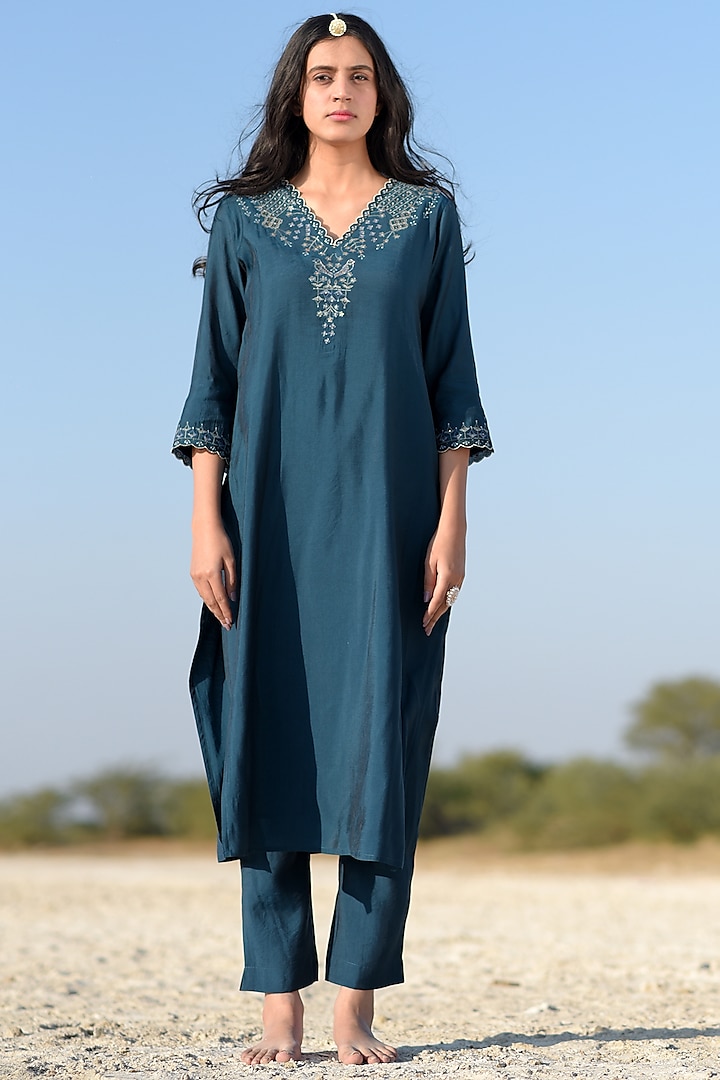 Blue Viscose Katan Silk Embroidered Kurta Set by TATWA