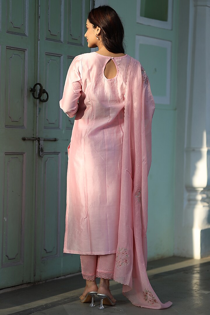 Blush Pink Handloom Chanderi Silk Resham Thread Work Kurta Set by TATWA at Pernia's Pop Up Shop