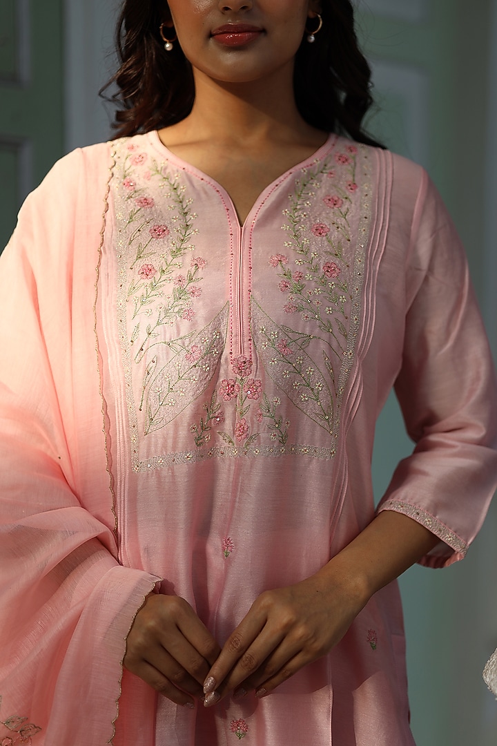 Blush Pink Handloom Chanderi Silk Resham Thread Work Kurta Set by TATWA at Pernia's Pop Up Shop
