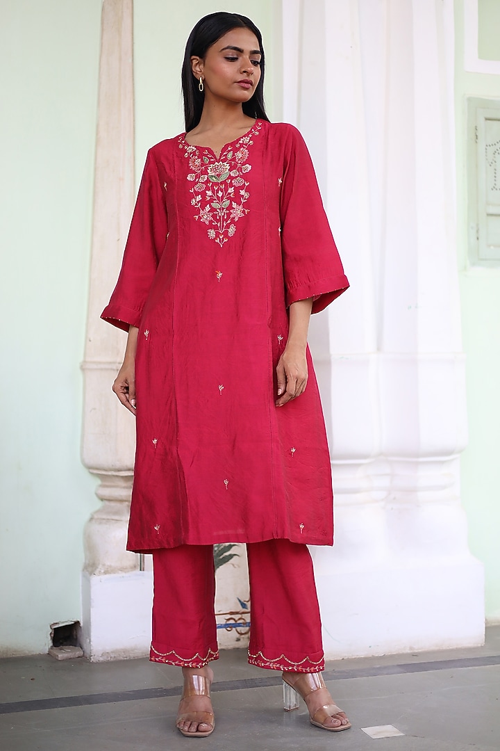 Red Handloom Chanderi Silk Zardosi Hand Work Kurta Set by TATWA at Pernia's Pop Up Shop