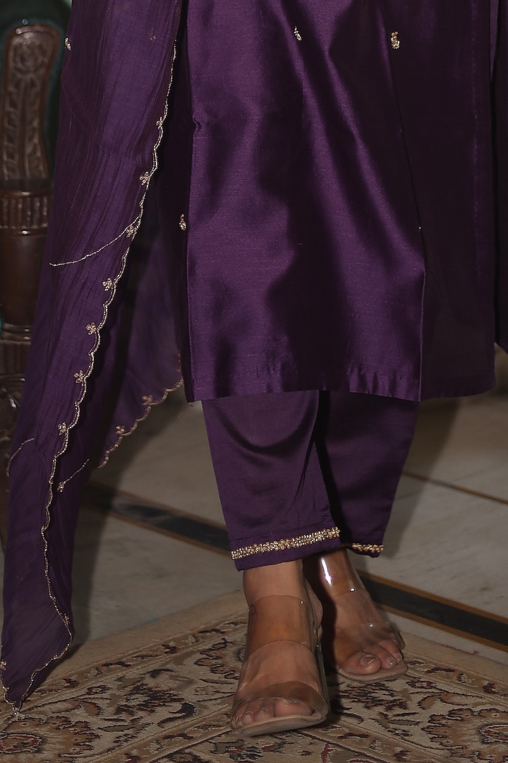 Purple Handloom Chanderi Silk Zardosi Hand Work Kurta Set by TATWA at Pernia's Pop Up Shop