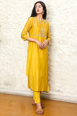 Mustard Yellow Chanderi Embroidered Kurta Set by TATWA