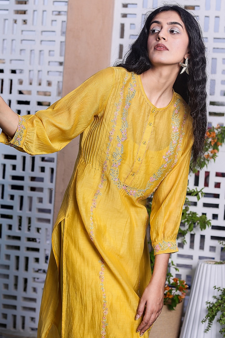 Mustard Yellow Chanderi Embroidered Kurta Set by TATWA at Pernia's Pop Up Shop