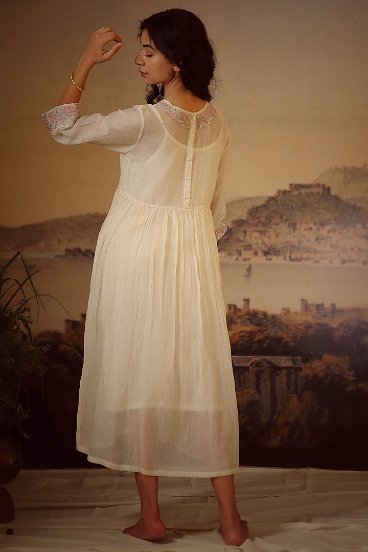 Off-White Blended Cotton Chikankari Embroidered Sherwani Set by TATWA at Pernia's Pop Up Shop