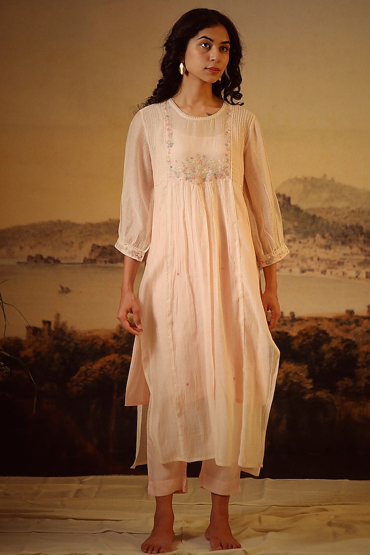 Pink Handloom Chanderi Embroidered Kurta Set by TATWA at Pernia's Pop Up Shop