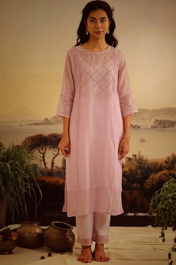 Lavender Handloom Chanderi Embroidered Kurta Set by TATWA at Pernia's Pop Up Shop