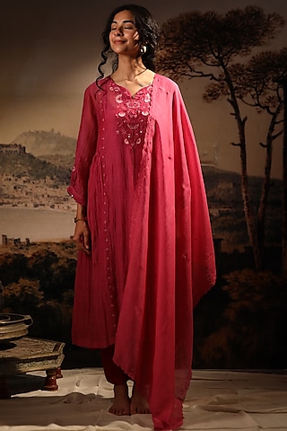 Hot Pink Handloom Chanderi Embroidered Dupatta by TATWA
