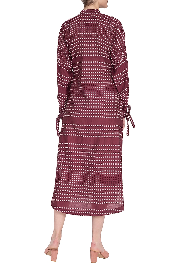 Plum and off white chatai tunic by Tahweave at Pernia's Pop Up Shop