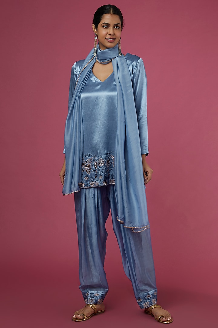 Blue Embroidered Kurta Set by The Aarya
