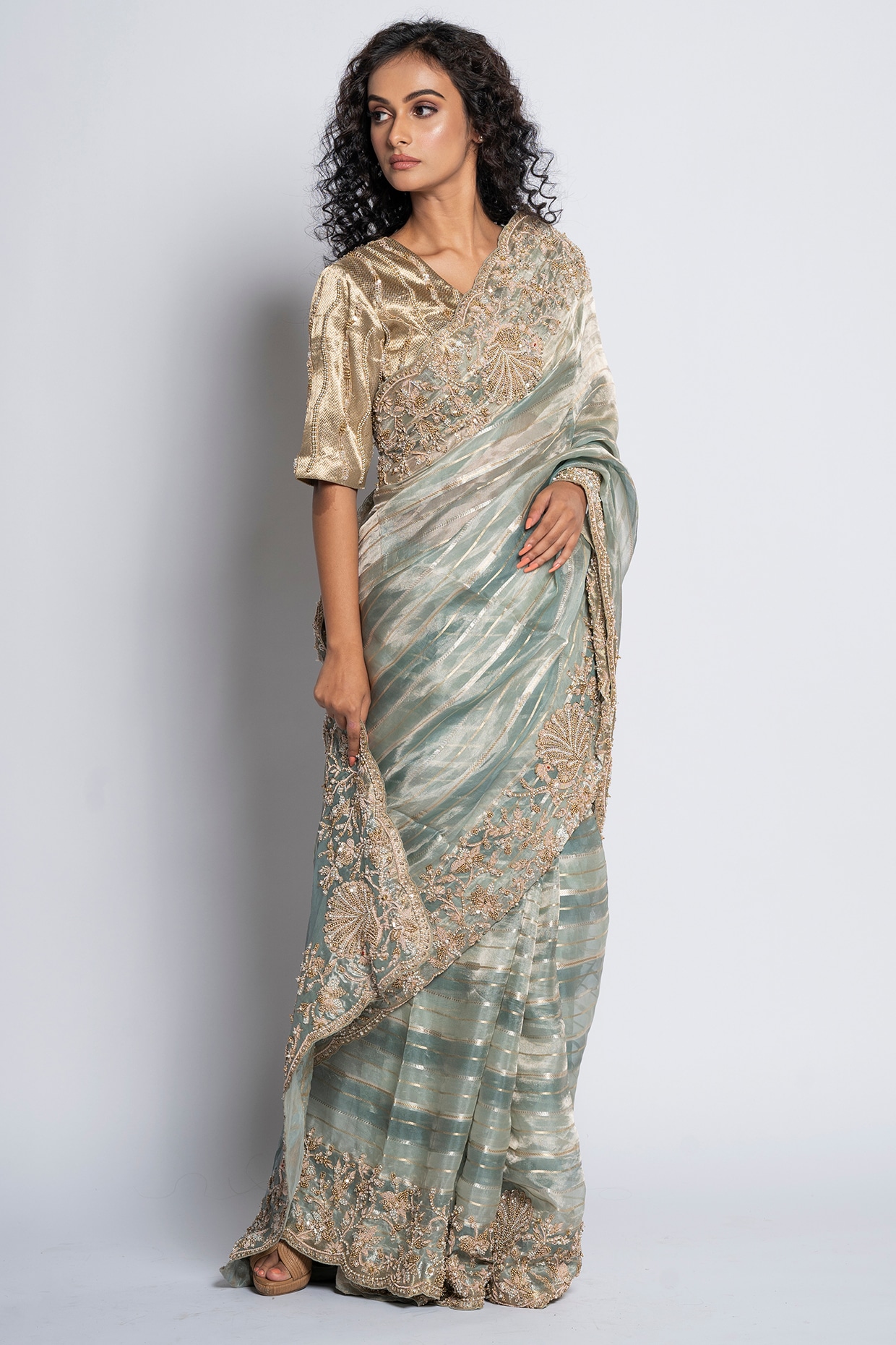 Buy Gold Pure Banarasi Silk Lining Cotton And Shantoon Saree With Blouse  For Women by Aharin Online at Aza Fashions.