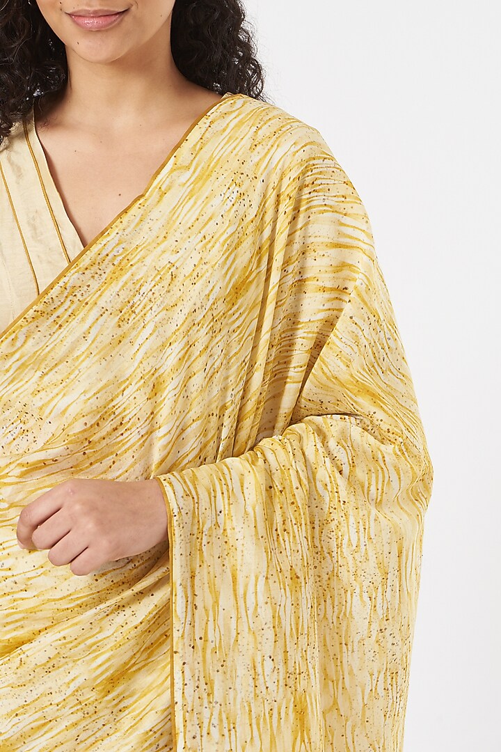 Beige & Yellow Digital Printed Party Wear Saree Set by TIL BY AV - at Pernia's Pop Up Shop