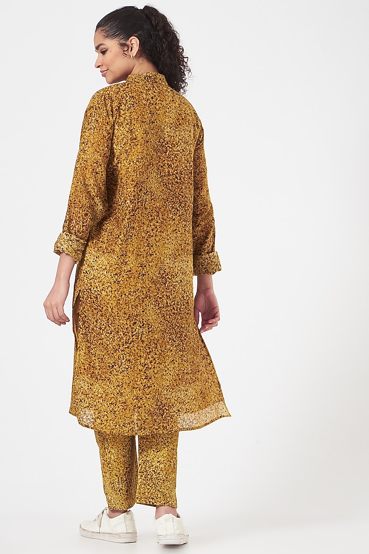 Mustard Cotton Silk Kurta Set by TIL BY AV - at Pernia's Pop Up Shop