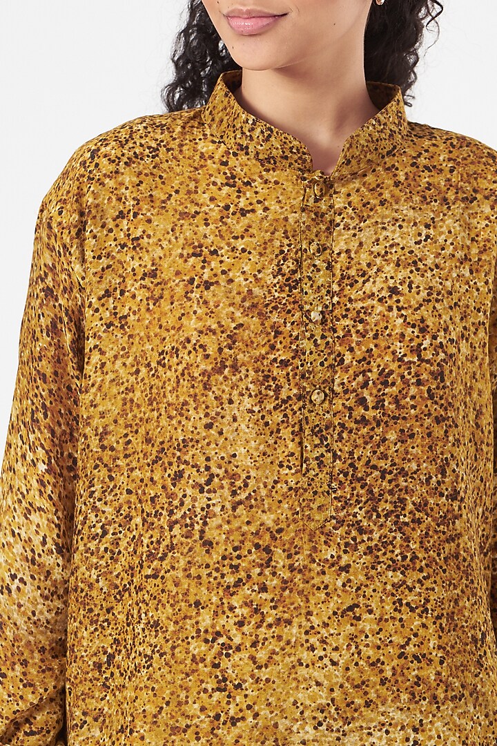Mustard Cotton Silk Kurta Set by TIL BY AV - at Pernia's Pop Up Shop