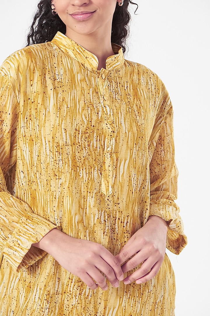 Yellow Cotton Silk Printed Kurta Set by TIL BY AV - at Pernia's Pop Up Shop