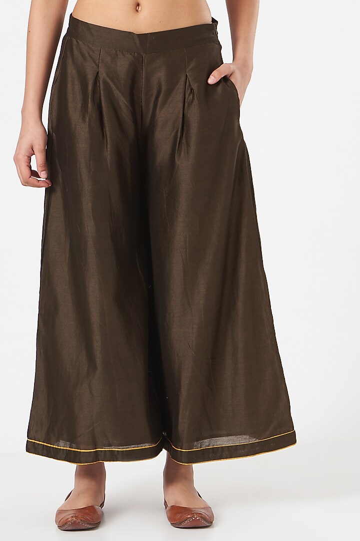Mustard Silk Chanderi Printed Kurta Set by TIL BY AV - at Pernia's Pop Up Shop