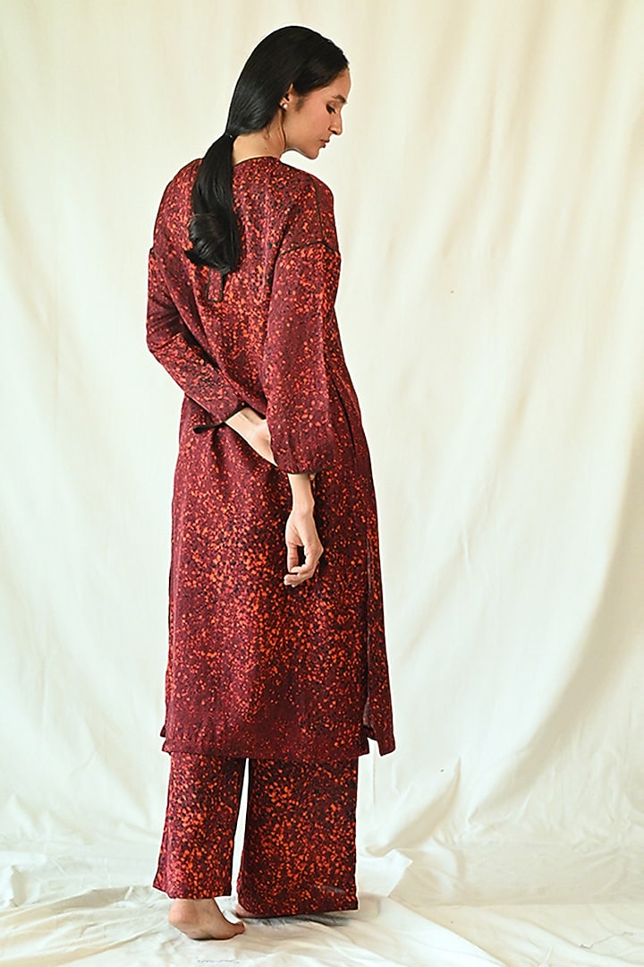 Red Cotton Satin Hand Painted Kurta Set by TIL BY AV - at Pernia's Pop Up Shop