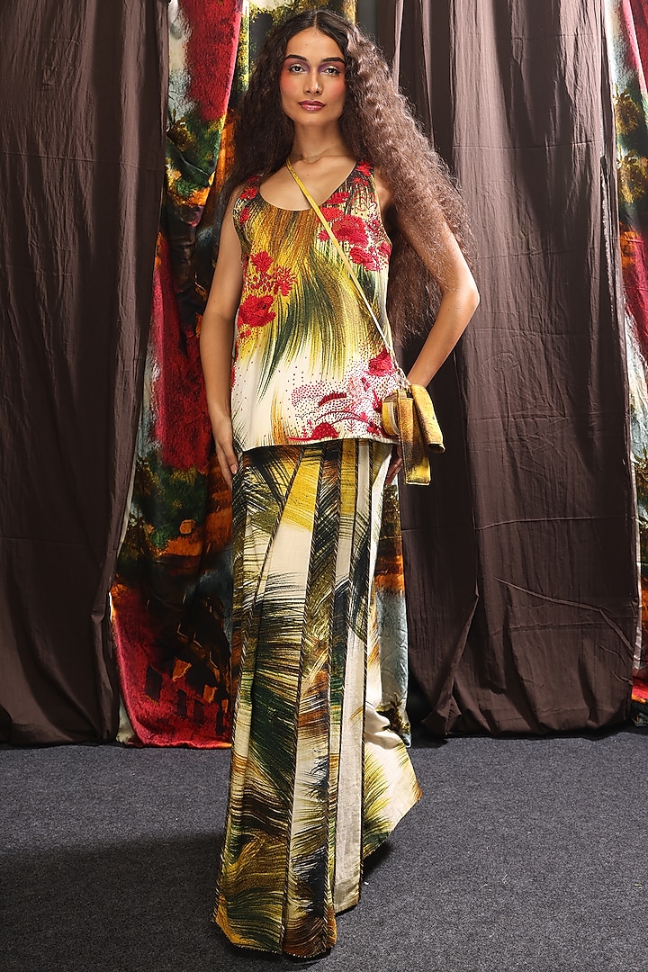 Red & Green Handspun Cotton Digital Printed Vest by TIL BY AV - at Pernia's Pop Up Shop