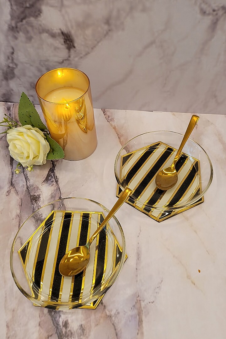 Liner Black & White Bowl & Spoon Set by The Bling Edit at Pernia's Pop Up Shop