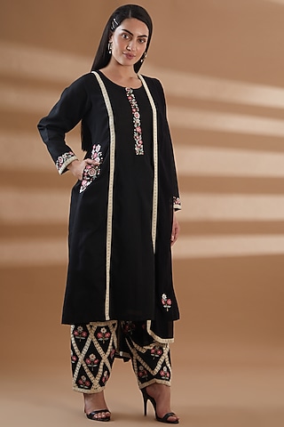Black Pure Cotton Kurta Set by Tamra By Payal Khanna