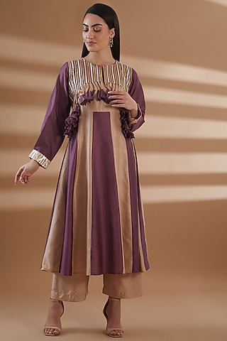 Purple Pure Chanderi Embroidered Kurta Set by Tamra By Payal Khanna