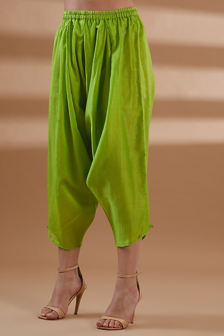 Green Pure Chanderi Embroidered Jacket Set by Tamra By Payal Khanna at Pernia's Pop Up Shop