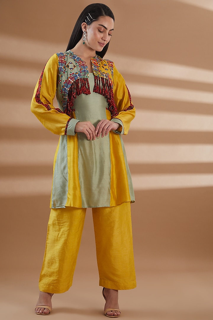 Yellow Pure Chanderi Embroidered Kurta Set by Tamra By Payal Khanna
