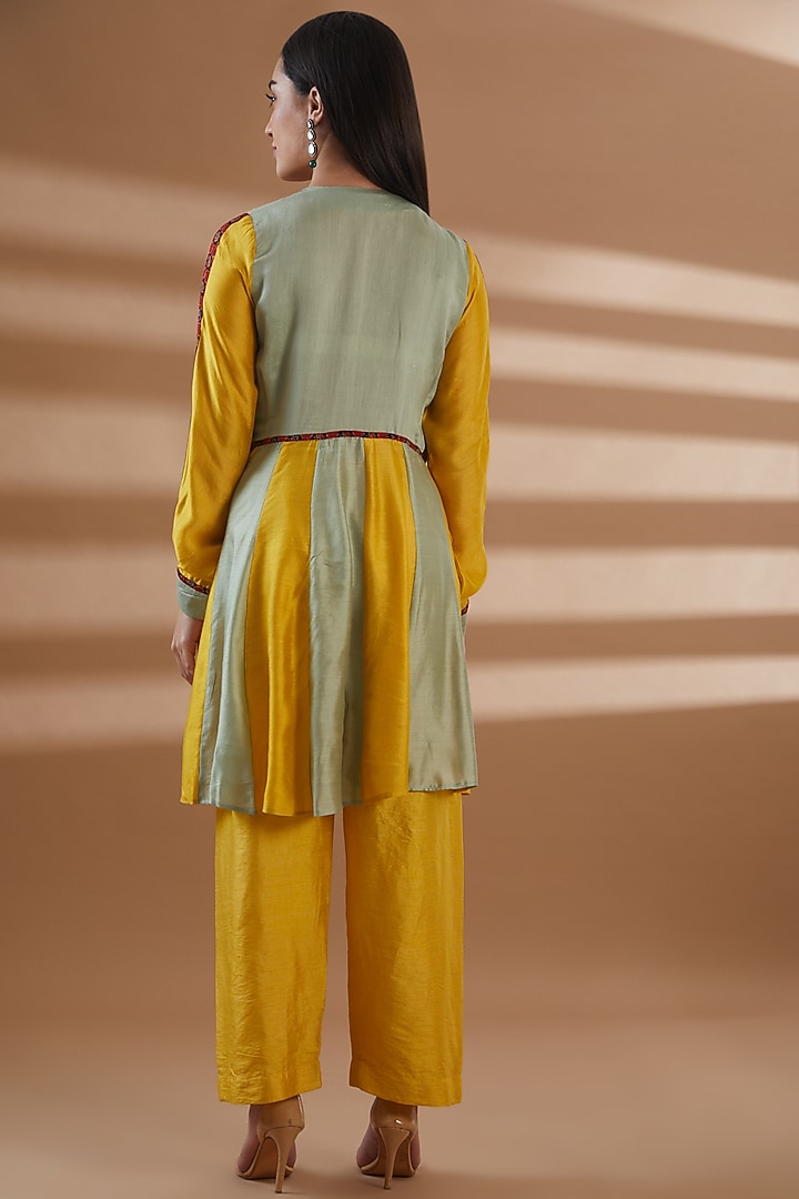 Yellow Pure Chanderi Embroidered Kurta Set by Tamra By Payal Khanna at Pernia's Pop Up Shop