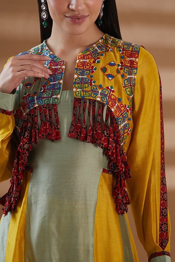 Yellow Pure Chanderi Embroidered Kurta Set by Tamra By Payal Khanna at Pernia's Pop Up Shop