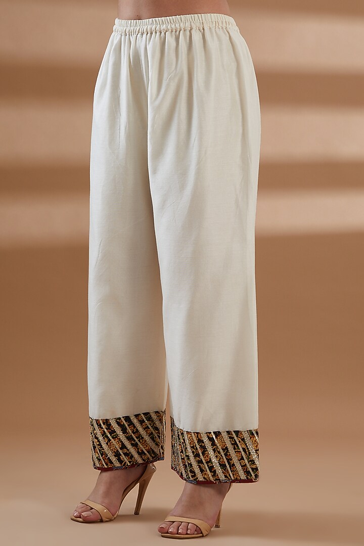 Ivory Pure Chanderi Embroidered Kurta Set by Tamra By Payal Khanna at Pernia's Pop Up Shop