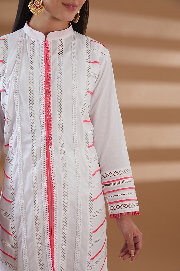 White Pure Cotton Embellished Kurta Set by Tamra By Payal Khanna at Pernia's Pop Up Shop