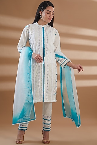 White Pure Cotton Embellished Kurta Set by Tamra By Payal Khanna