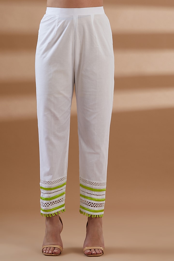 White Pure Cotton Embellished Kurta Set by Tamra By Payal Khanna at Pernia's Pop Up Shop