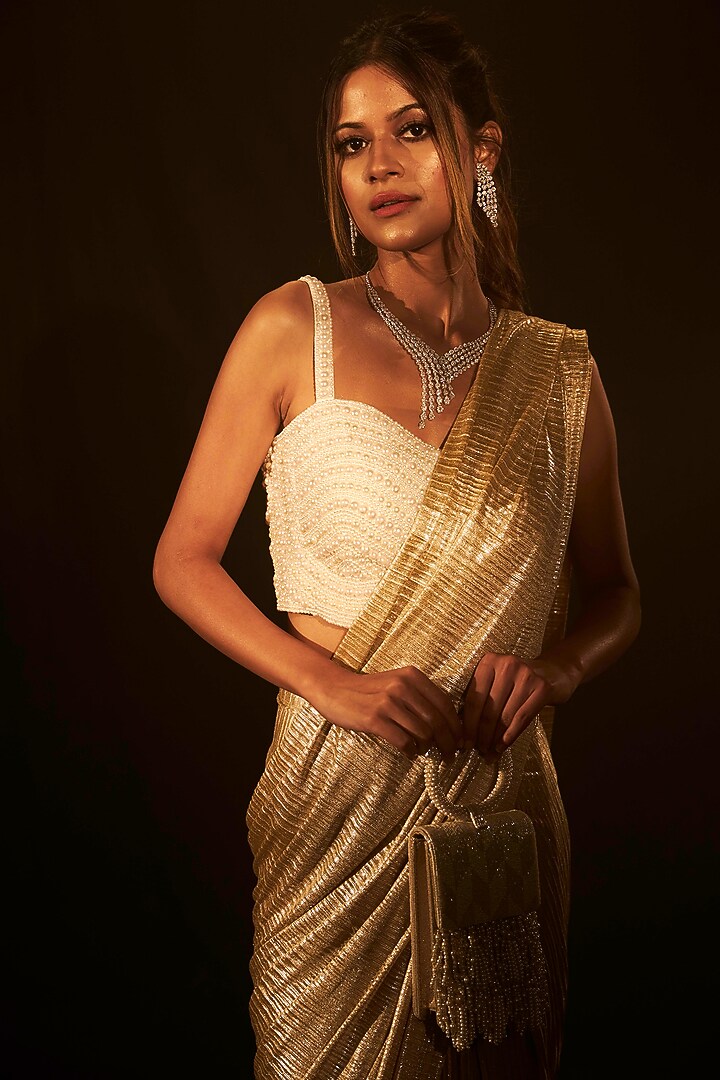 Nude Slitted Party Wear Saree Set In Pleated Fabric by Tasuvure Indes at Pernia's Pop Up Shop