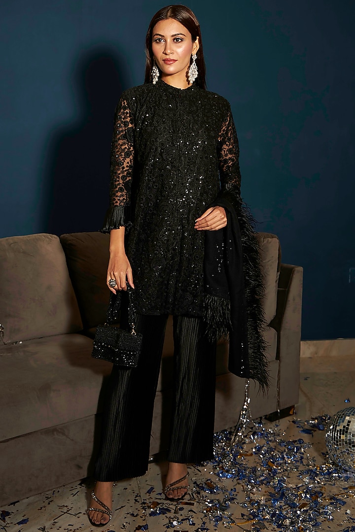 Black Embroidered Tunic Set by Tasuvure Indes at Pernia's Pop Up Shop