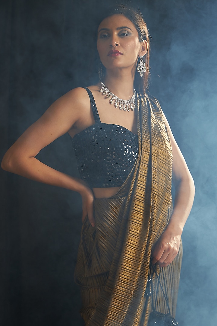 Metal Gold Metallic Shimmer Slit Wedding Saree Set by Tasuvure Indes at Pernia's Pop Up Shop