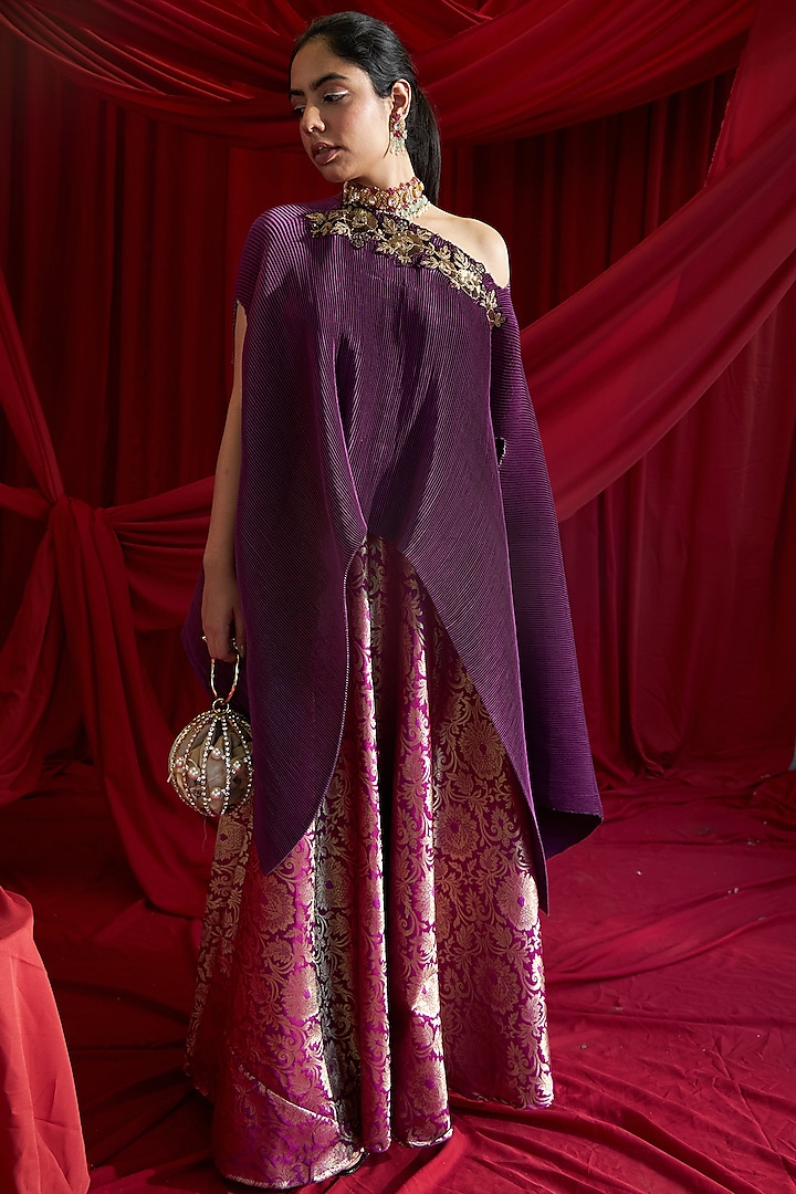 Hibiscus Pleated Polyester Brocade Lehenga Set by Tasuvure Indes at Pernia's Pop Up Shop