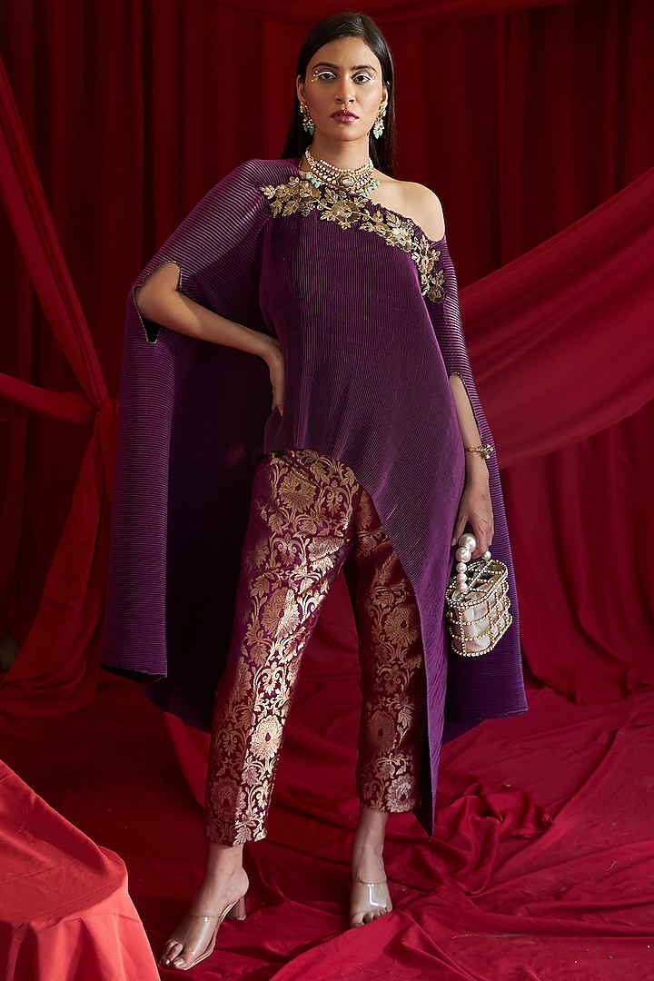 Purple Pleated Silk Lace Embroidered Cape Set by Tasuvure Indes