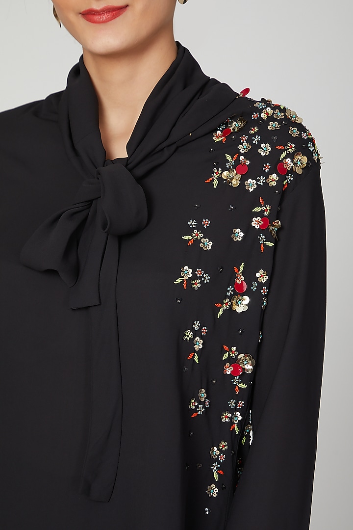 Black Embroidered Floral Top by Tamaraa By Tahani at Pernia's Pop Up Shop
