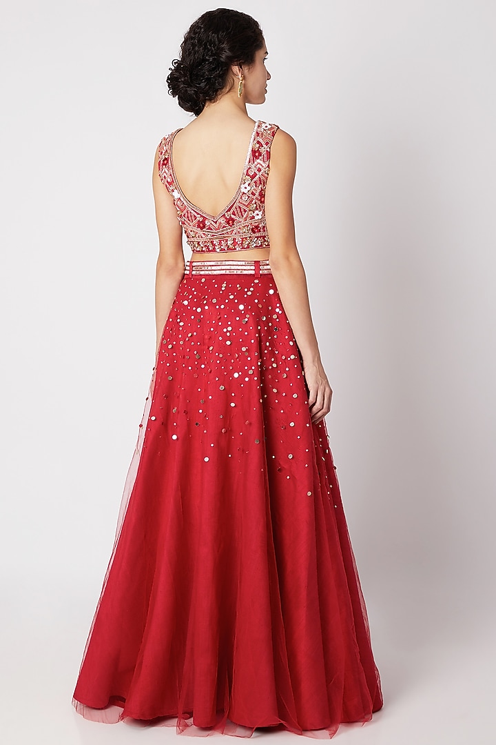 Red Embroidered Lehenga Set With Waist Belt by Tamaraa By Tahani at Pernia's Pop Up Shop
