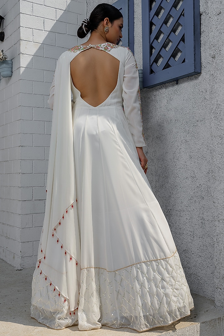White Georgette Hand Embroidered Anarkali Engagement Gown by Tamaraa By Tahani at Pernia's Pop Up Shop