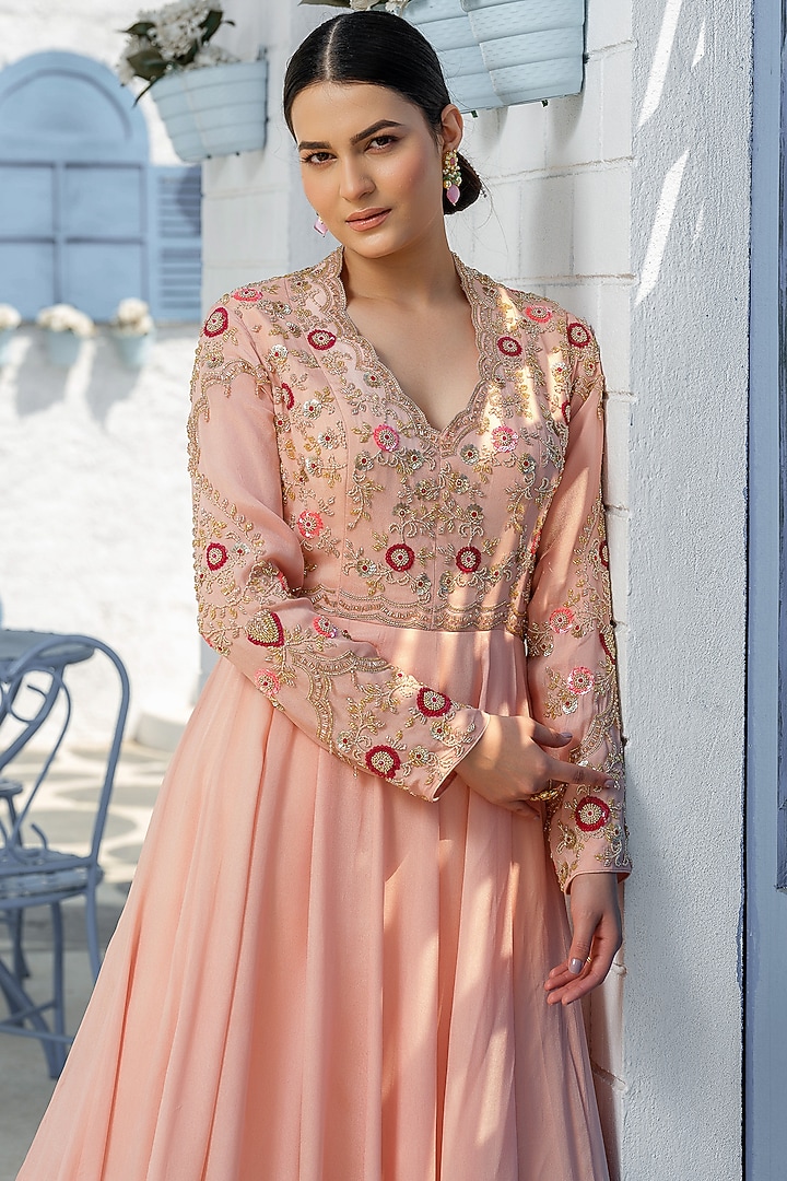 Coffee Crepe Hand Embroidered Engagement Gown With Dupatta by Tamaraa By Tahani at Pernia's Pop Up Shop