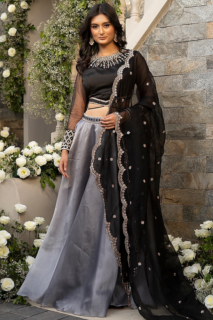 Grey Taffeta Silk Lehenga Set by Tamaraa By Tahani at Pernia's Pop Up Shop