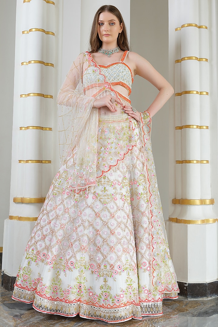 White Taffeta Silk Floral Embroidered Bridal Lehenga Set by Tamaraa By Tahani at Pernia's Pop Up Shop