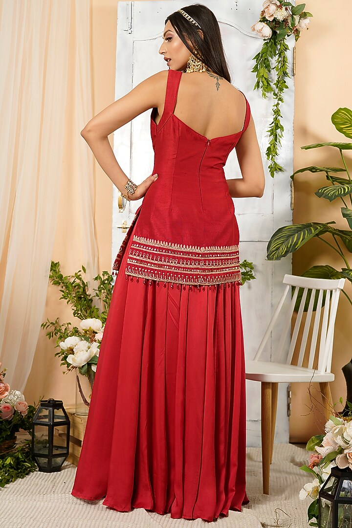 Maroon Hand Embroidered Lehenga Set by Tamaraa By Tahani at Pernia's Pop Up Shop