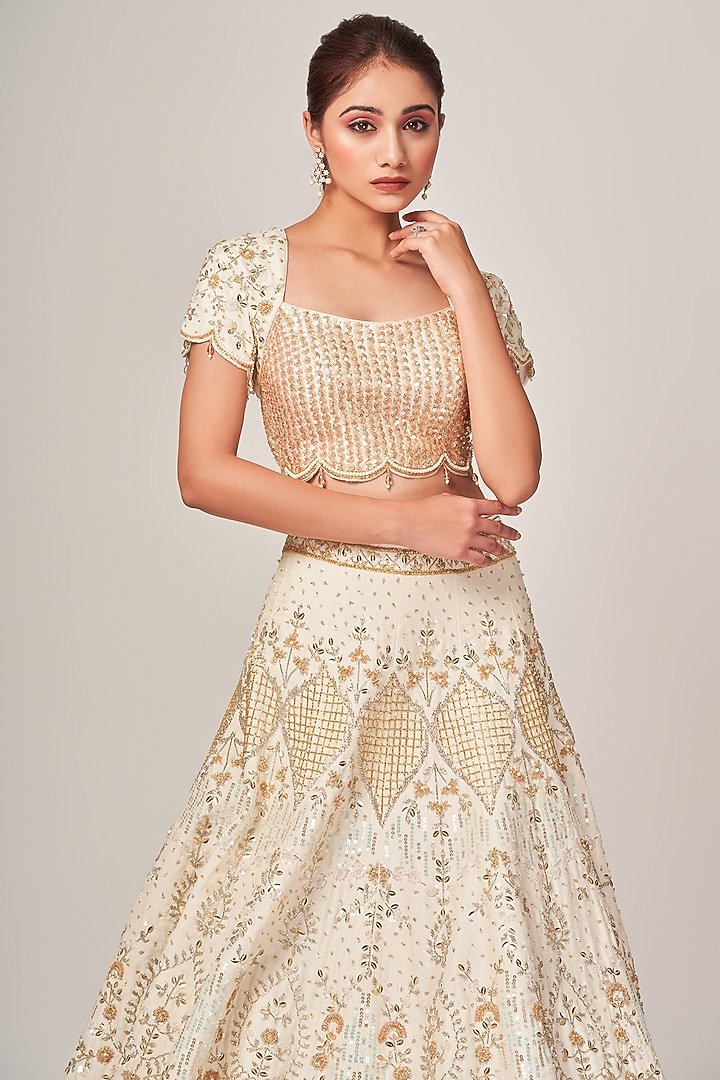 Off-White Embellished Bridal Lehenga Set by Tamaraa By Tahani at Pernia's Pop Up Shop