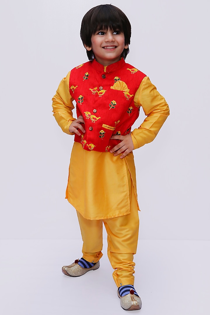 Yellow Cotton Kurta Set With Red Bundi Jacket For Boys by Tutus by tutu