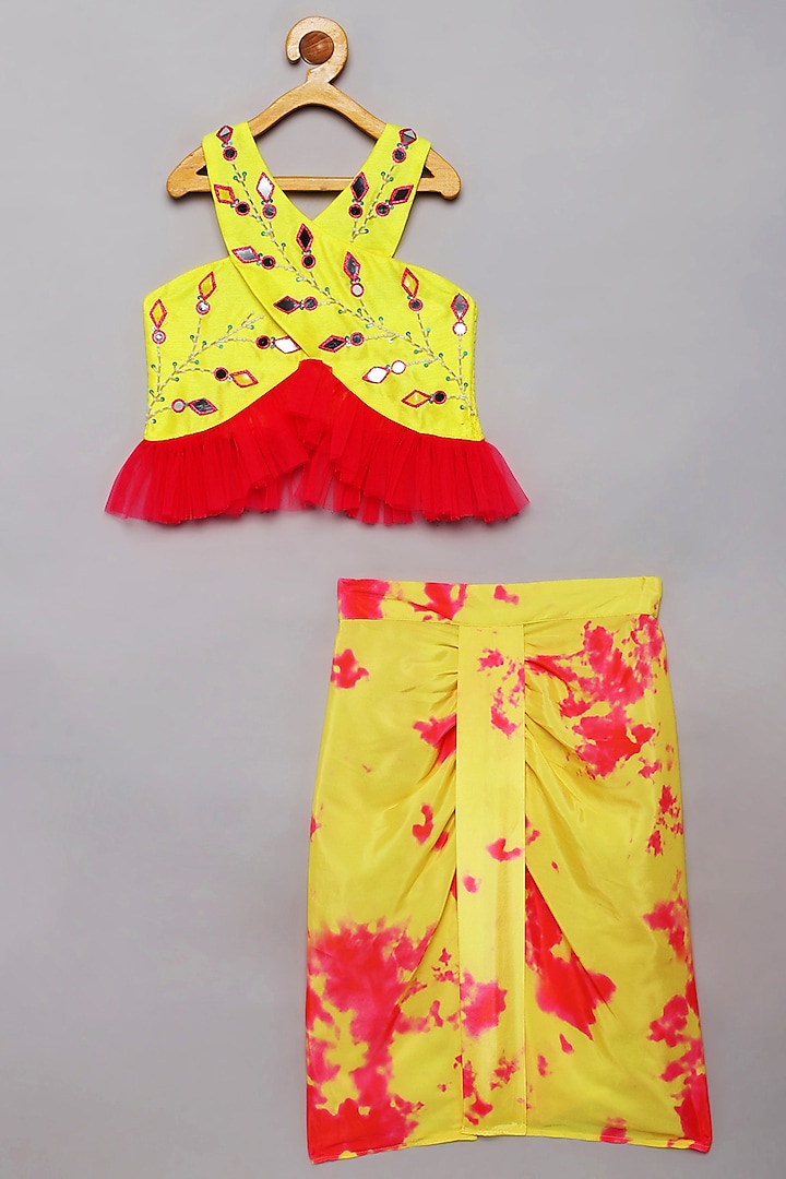 Yellow & Pink Flat Silk Tie-Dye Draped Saree Set For Girls by Tutus by tutu at Pernia's Pop Up Shop